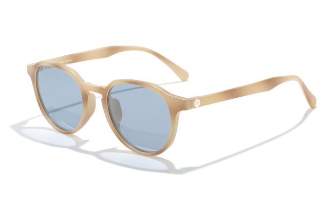 sunski vallarta blone tortoise arctic three quarter angle