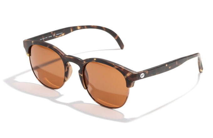 sunski avila tortoise amber three quarter angle