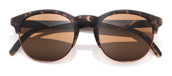 sunski avila tortoise amber front angle
