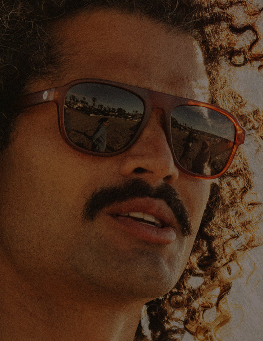 man wearng sunski shoreline sunglasses