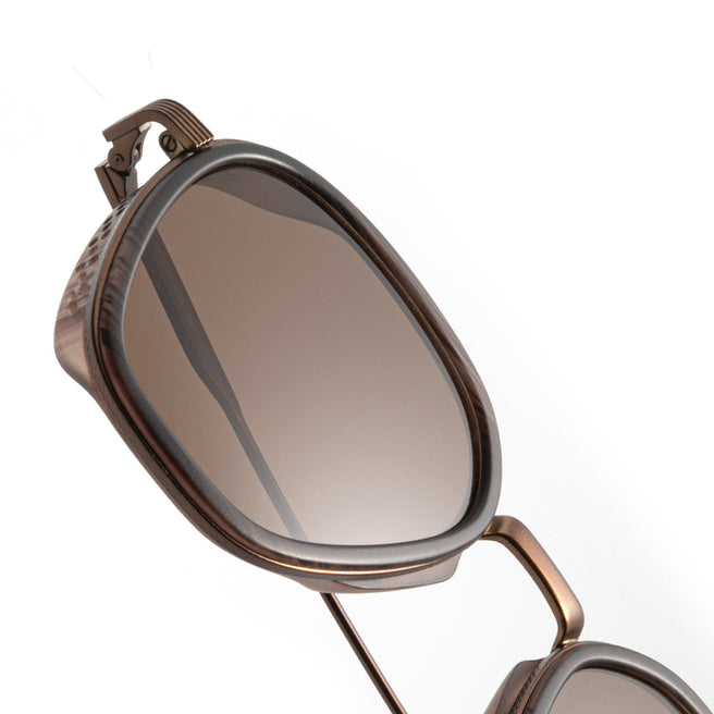 Bernina - Wire Tortoise Amber - wire tortoise sunglasses close detail