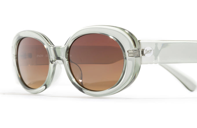 sunski bianca grass terra fade close up three quarter angle