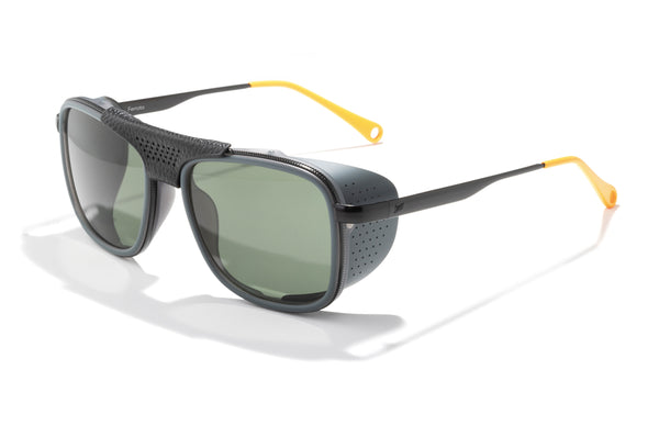 sunski ferrata black centerpiece on sunglasses