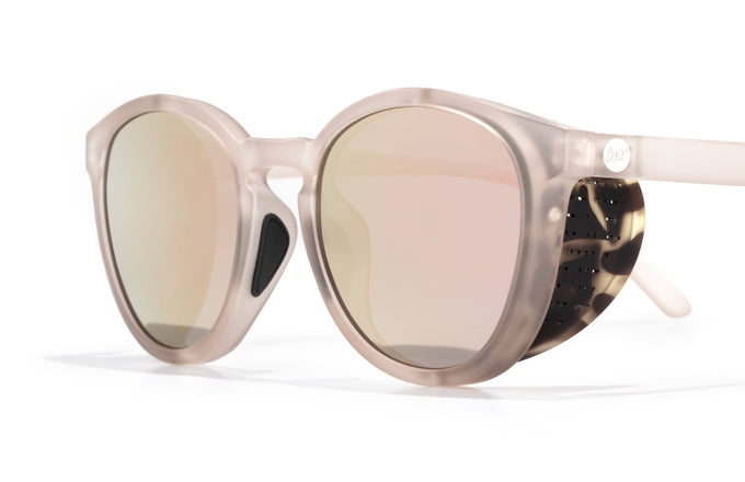 sunski tera stone aplenglow close up three quarter angle