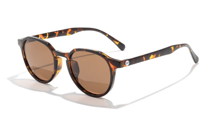 sunski vallarta tortoise amber three quarter angle