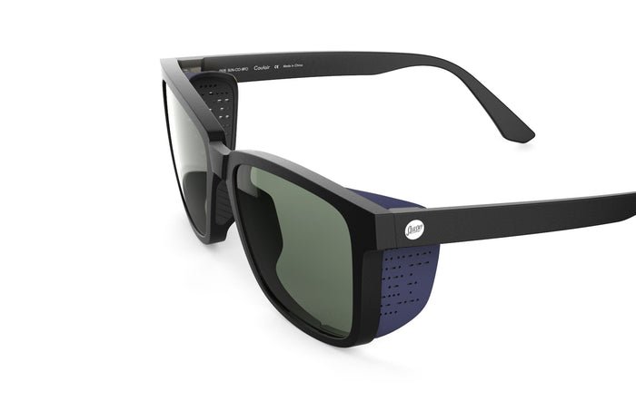 PROD_ACC_SKCO_SPR sunski couloir sun shield indigo on couloir black forest