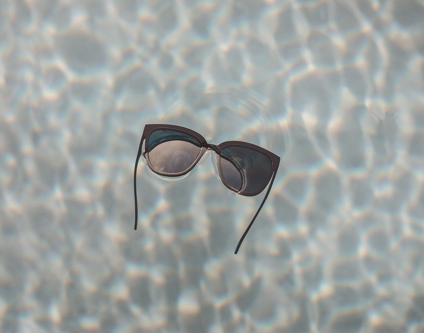 Sunski Sunglasses | Camina Black Slate