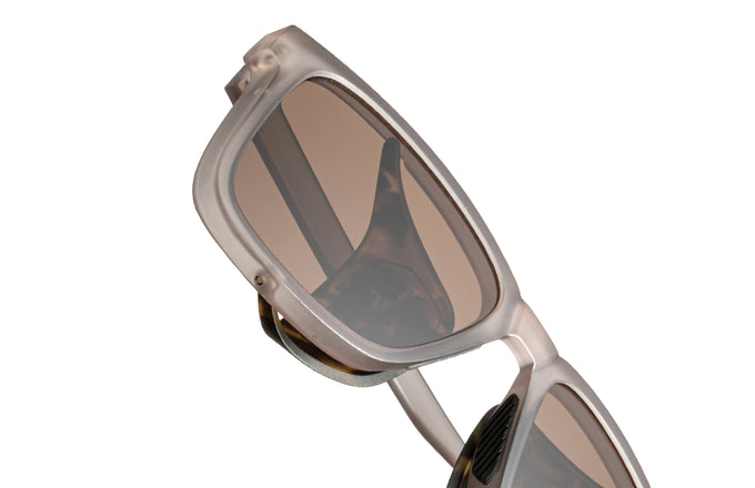 sunski couloir mist amber folded vertical shot