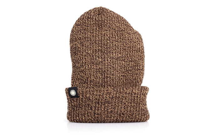 sunski shoulder season beanie sandstone standing upright