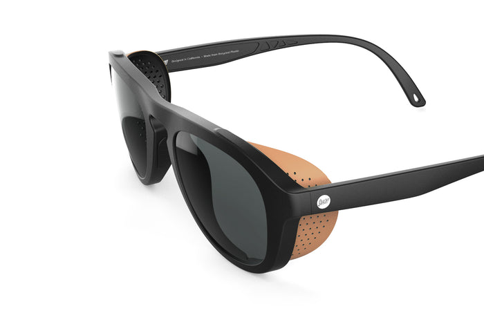 PROD_ACC_SKTL_SAN sunski treeline sun shield sandstone on treeline black slate